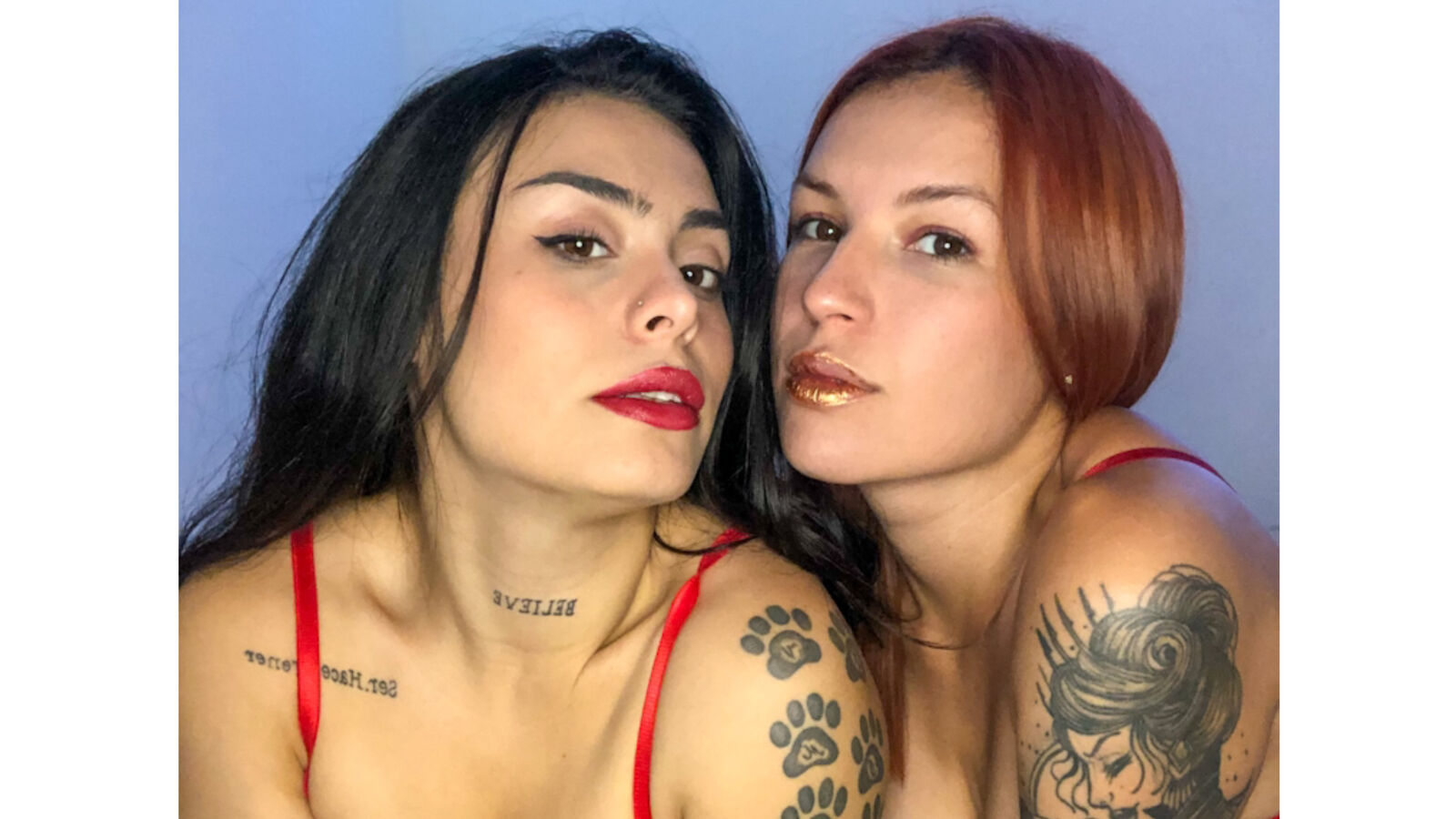 AlessiaAndCarla's Sex ChatRoom