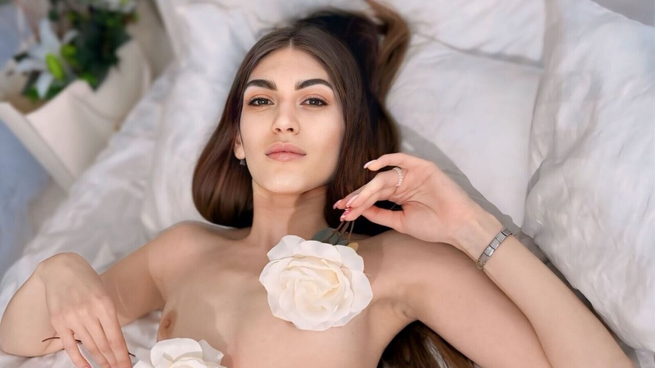 SabrinaHeyliz's Sex ChatRoom